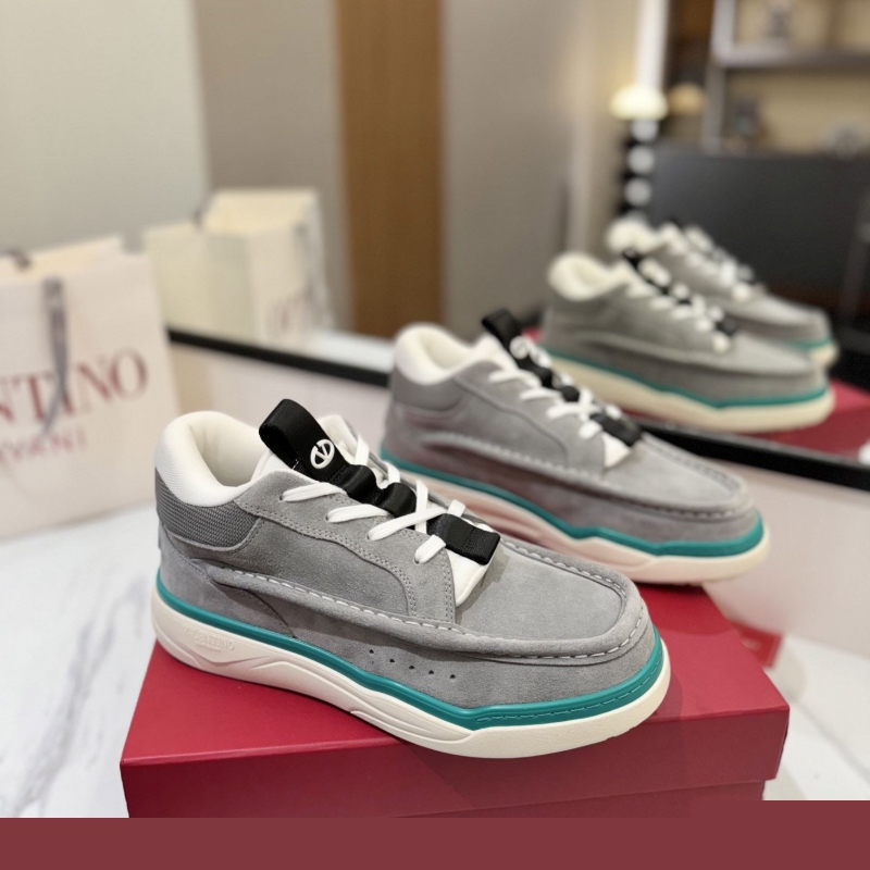Valentino Sneakers